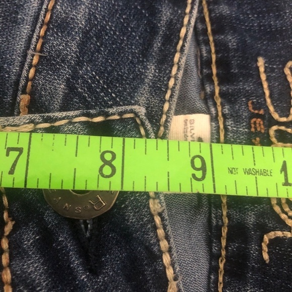 Womens Silver Suki Jeans. Capris. Size 32”. - Picture 5 of 8